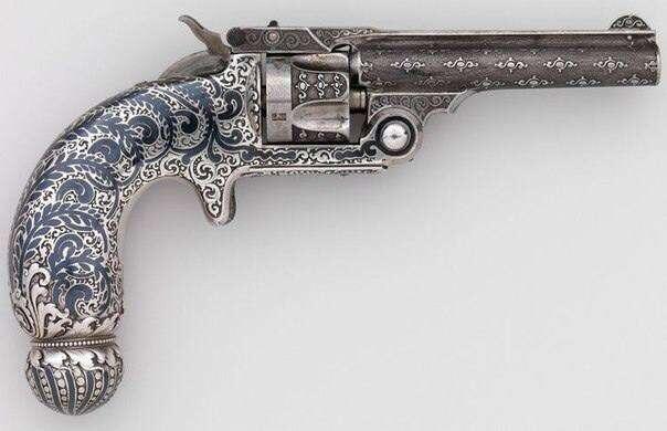 Smith&Wesson revolver with Tiffany & Co.…