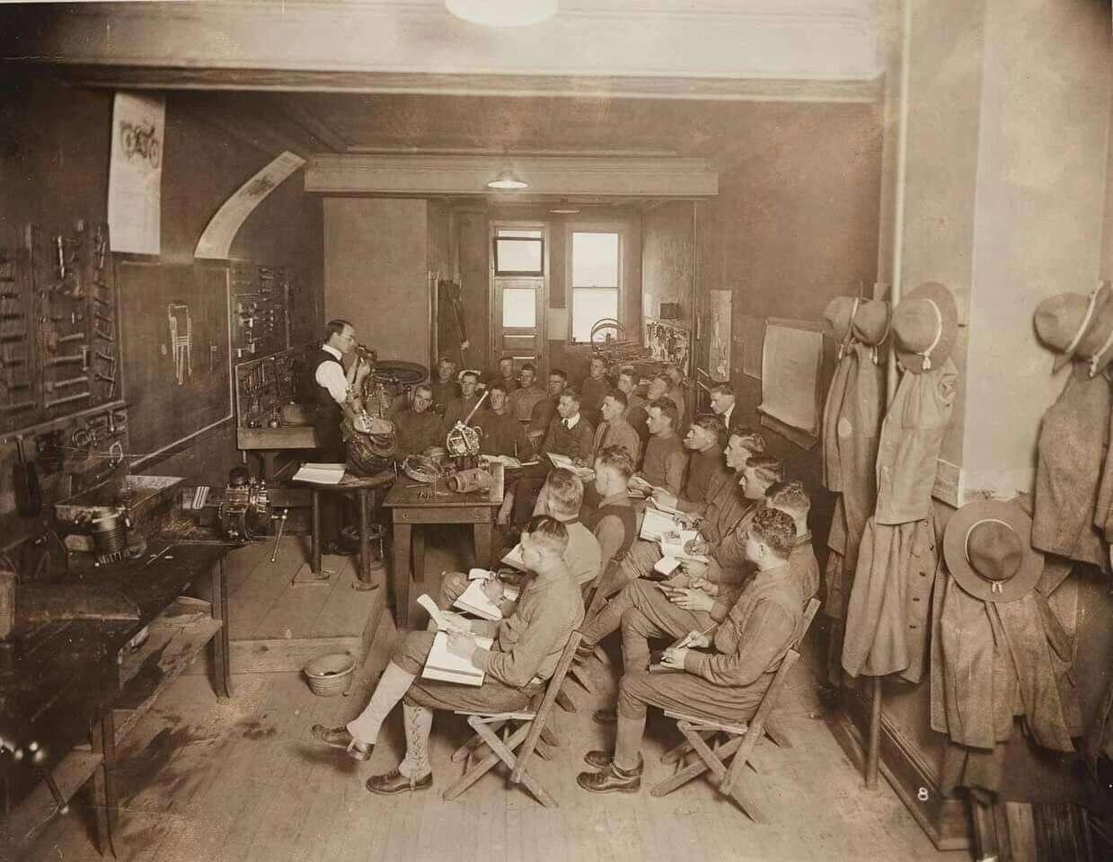 Harley-Davidson Motorcycle Mechanics School, 1917