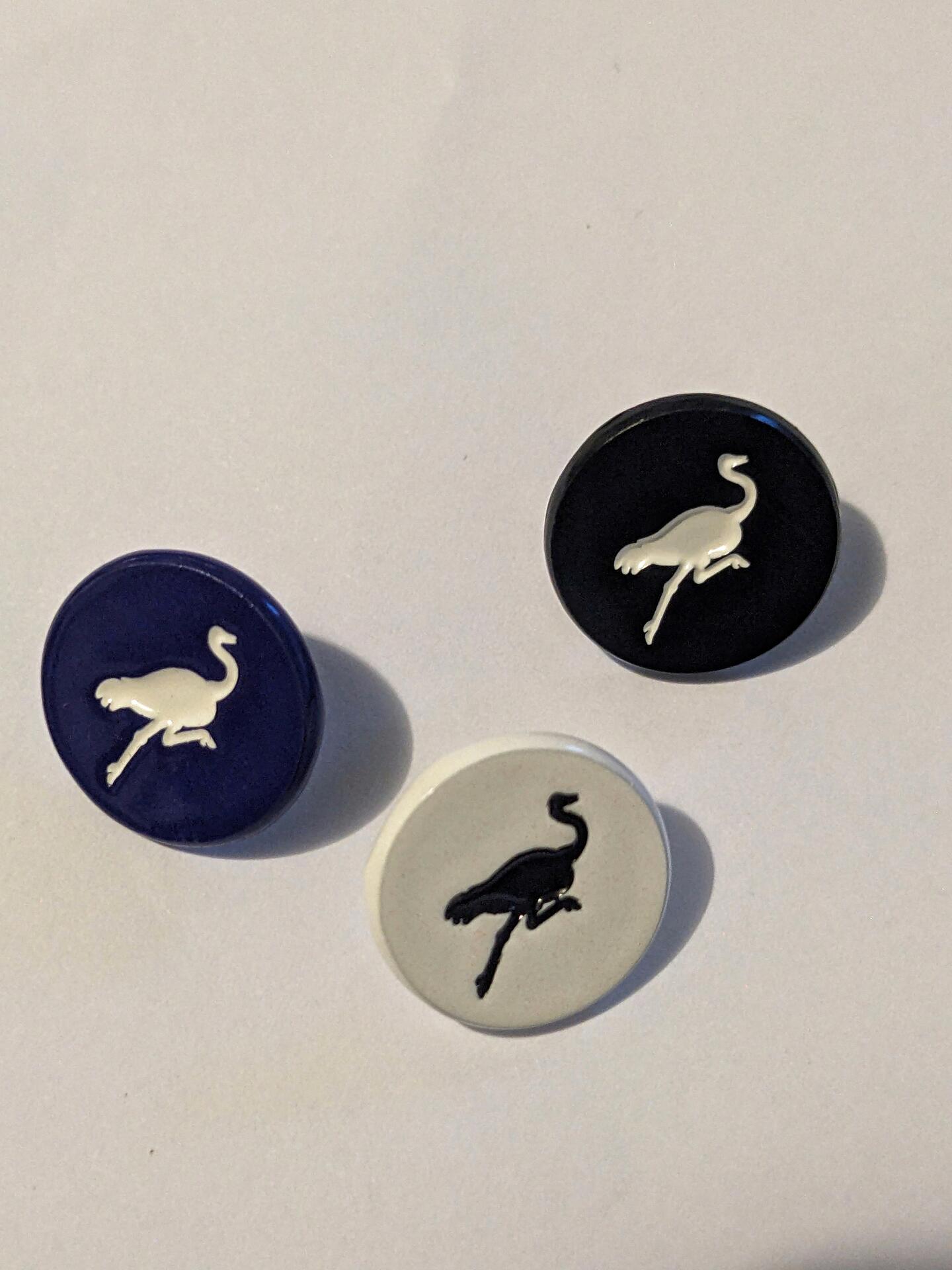 Pin ⚫ Black - Ostrich — image 4