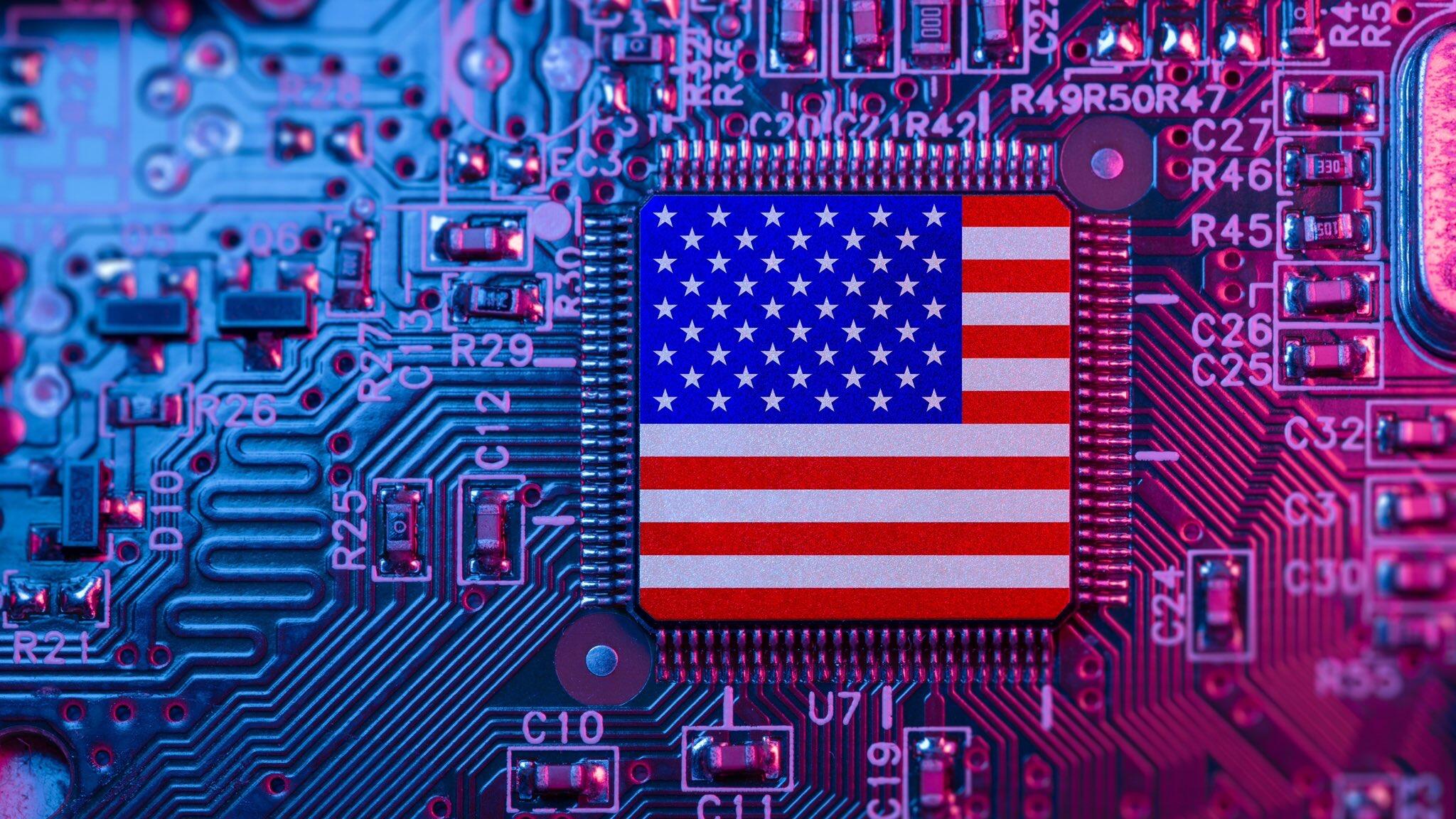 Trump orders U.S. chip makers…