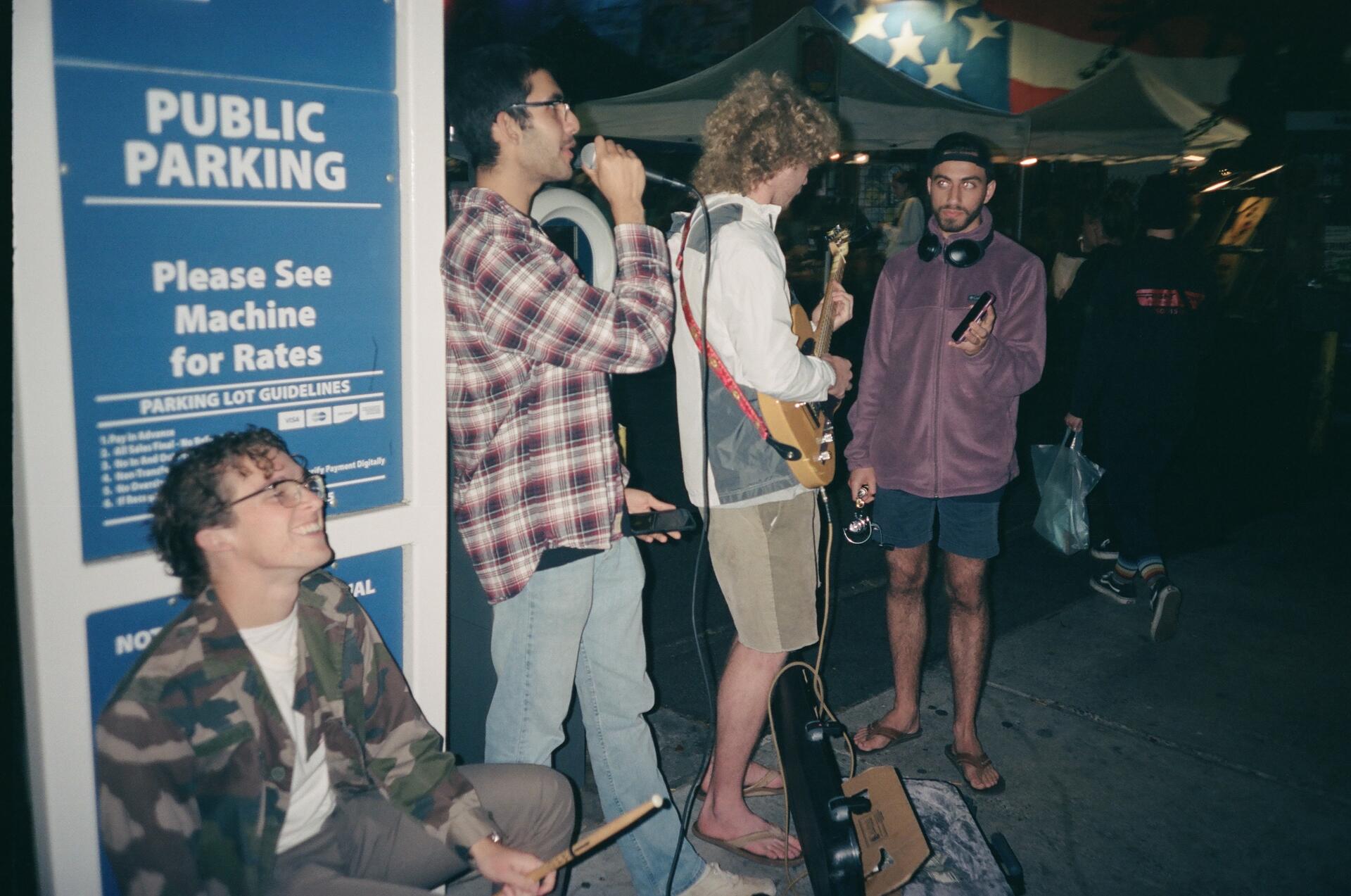 Busking is fun 🤙