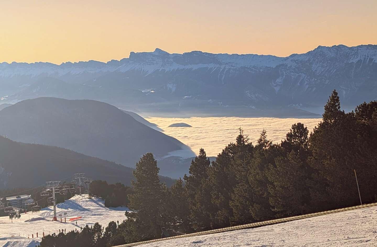 Salutations de Grenoble et bonne année…