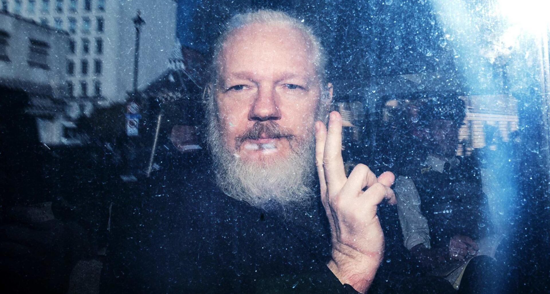 FREE JULIAN ASSANGE…