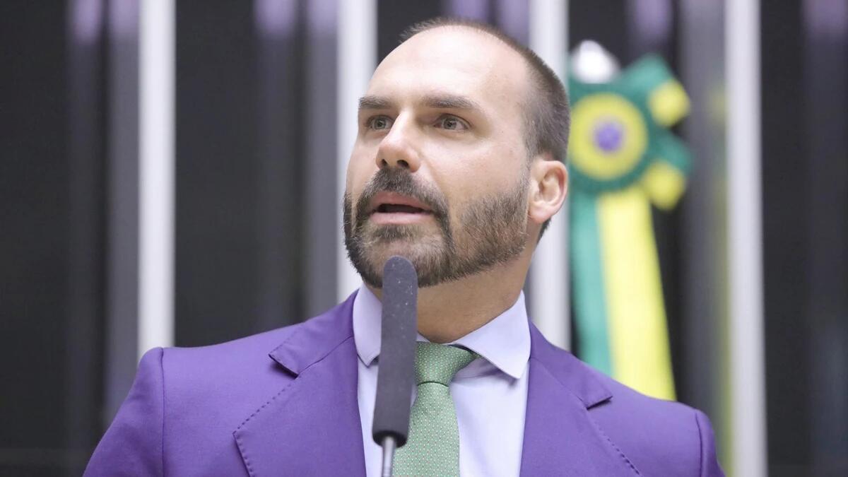 Cover image for STF condena Eduardo Bolsonaro (PL-SP) por difamação contra Tabata Amaral (PSB-SP)