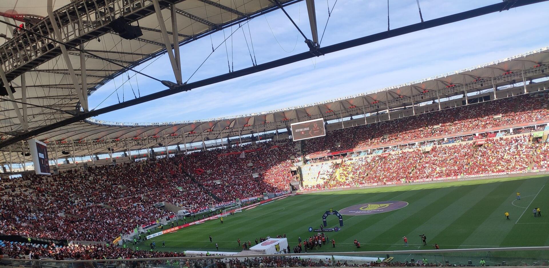 🏟️ #Picstr At Maracanã for the lead