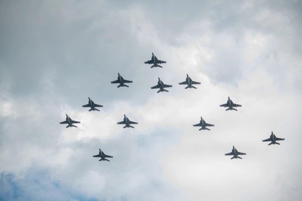 F/A-18E/F Super Hornets…