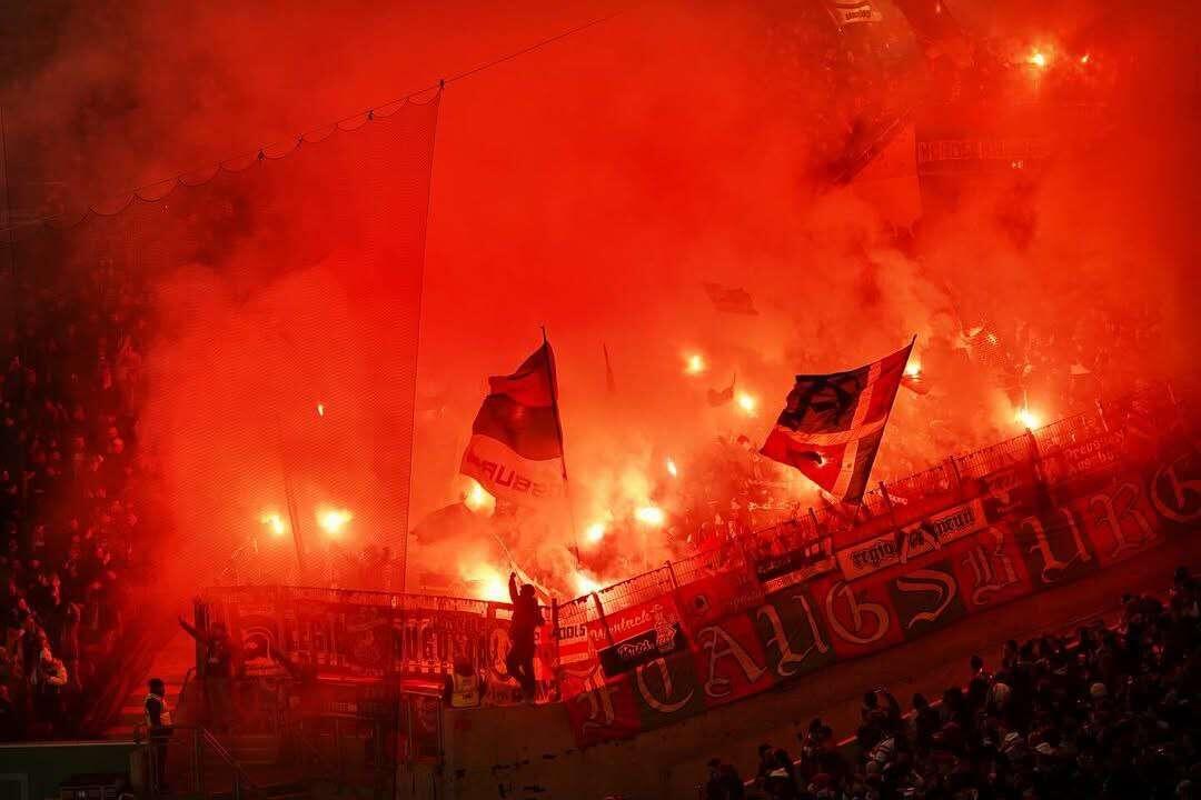 #pyro #ultras #fans #football