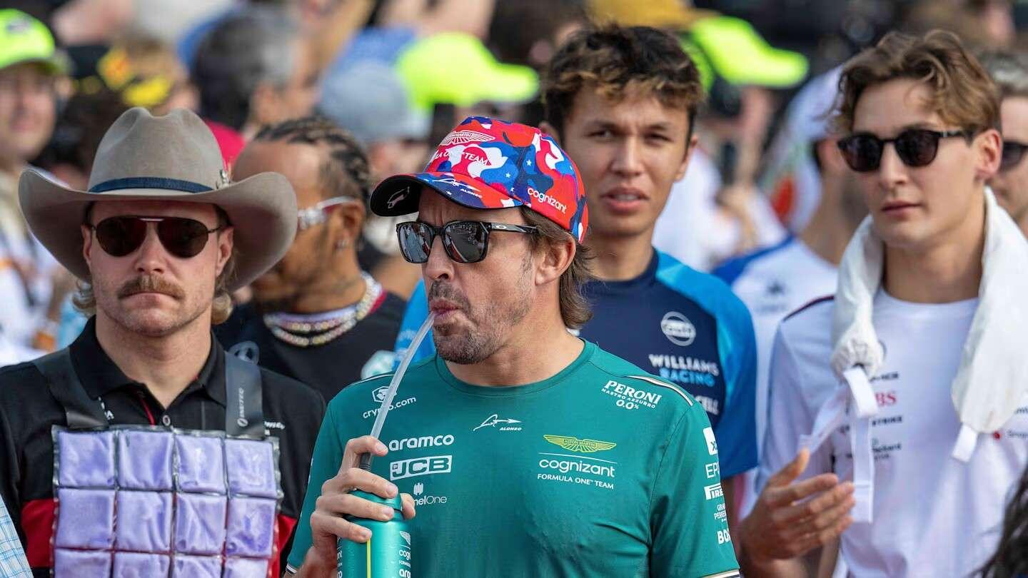 🏁🇪🇸 Felicitaciones, Fernando Alonso! ¡Preparándose para su…